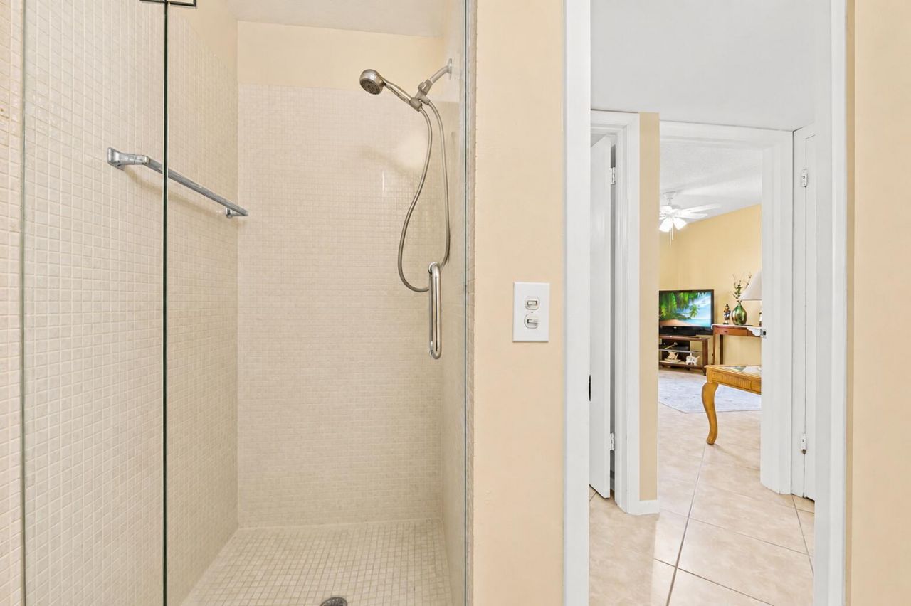 507 Normandy K, Delray Beach, FL 33484 Photo