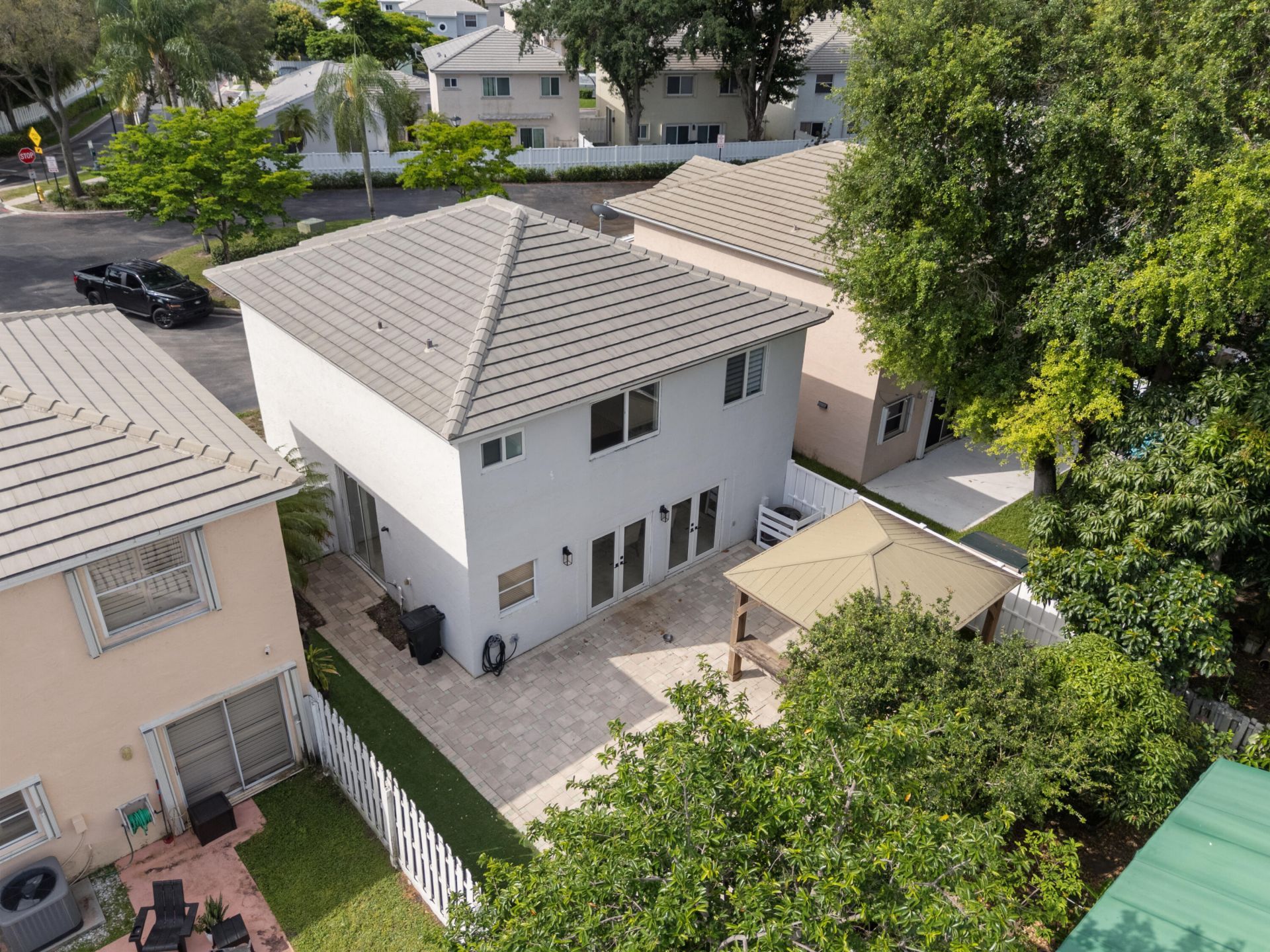 9859 NW 2nd Street, Plantation, FL 33324 Photo