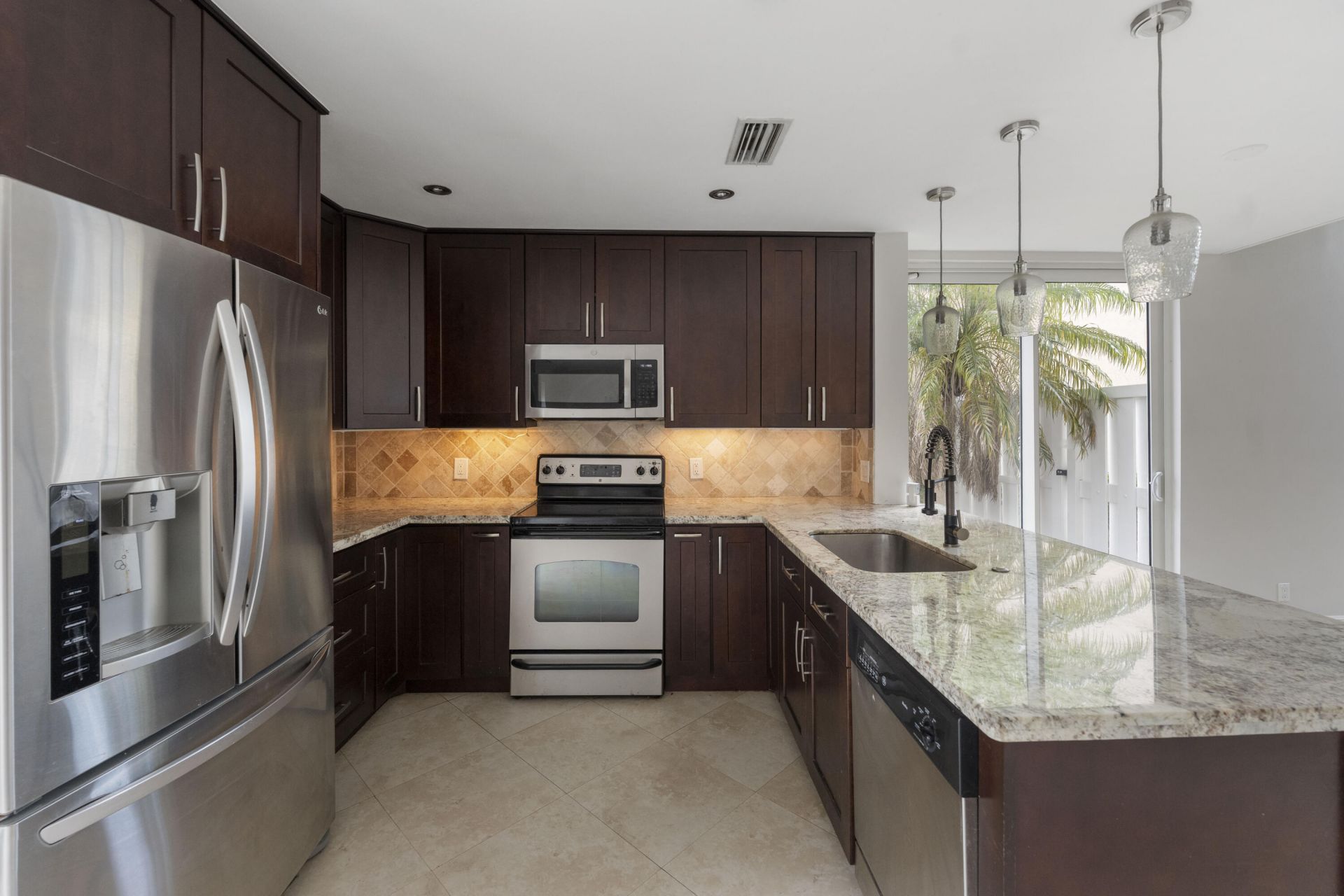 9859 NW 2nd Street, Plantation, FL 33324 Photo