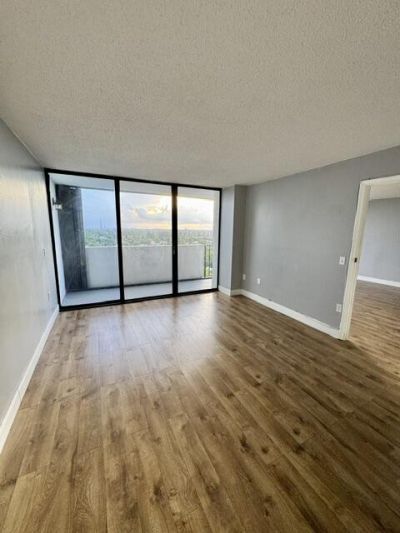 5600 N Flagler Drive, Unit 1502, West Palm Beach, FL 33407 Photo
