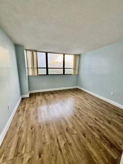 5600 N Flagler Drive, Unit 1502, West Palm Beach, FL 33407 Photo