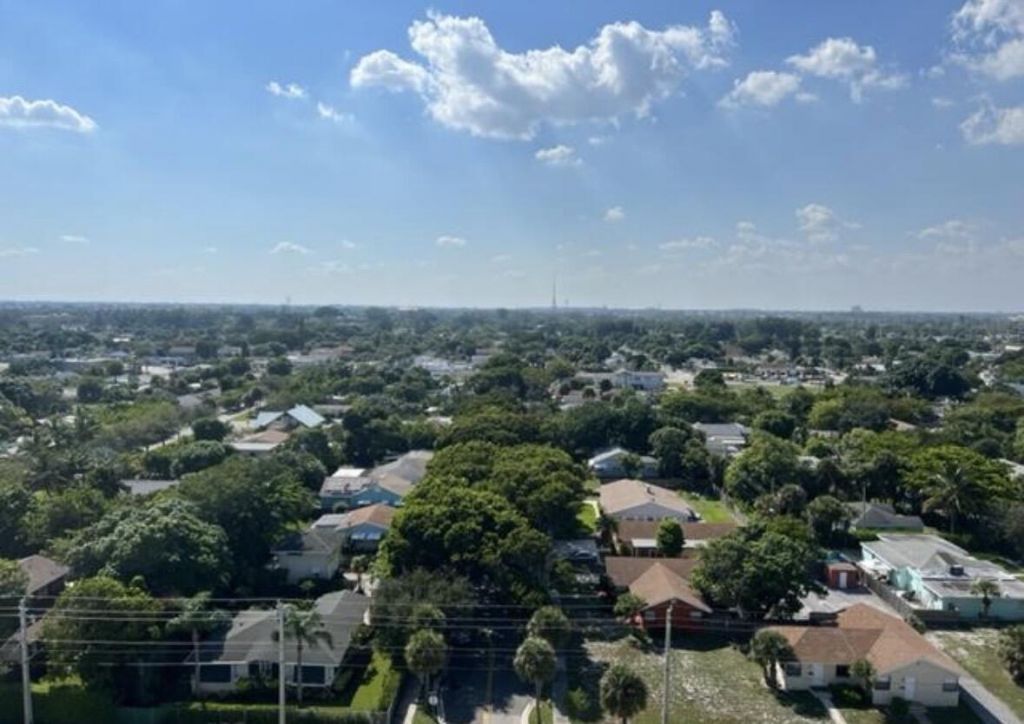 5600 N Flagler Drive, Unit 1502, West Palm Beach, FL 33407 Photo