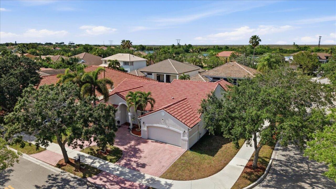 830 Heritage Drive, Weston, FL 33326 Photo