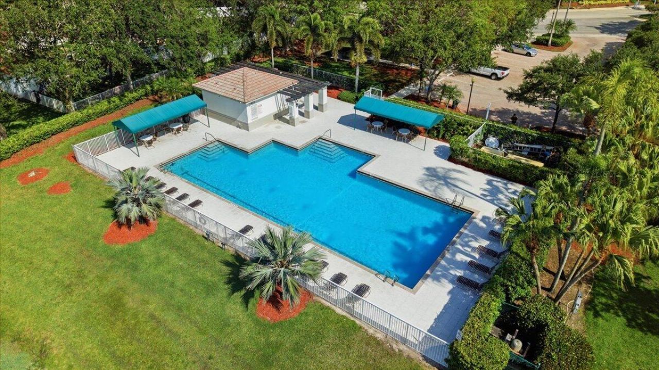 830 Heritage Drive, Weston, FL 33326 Photo