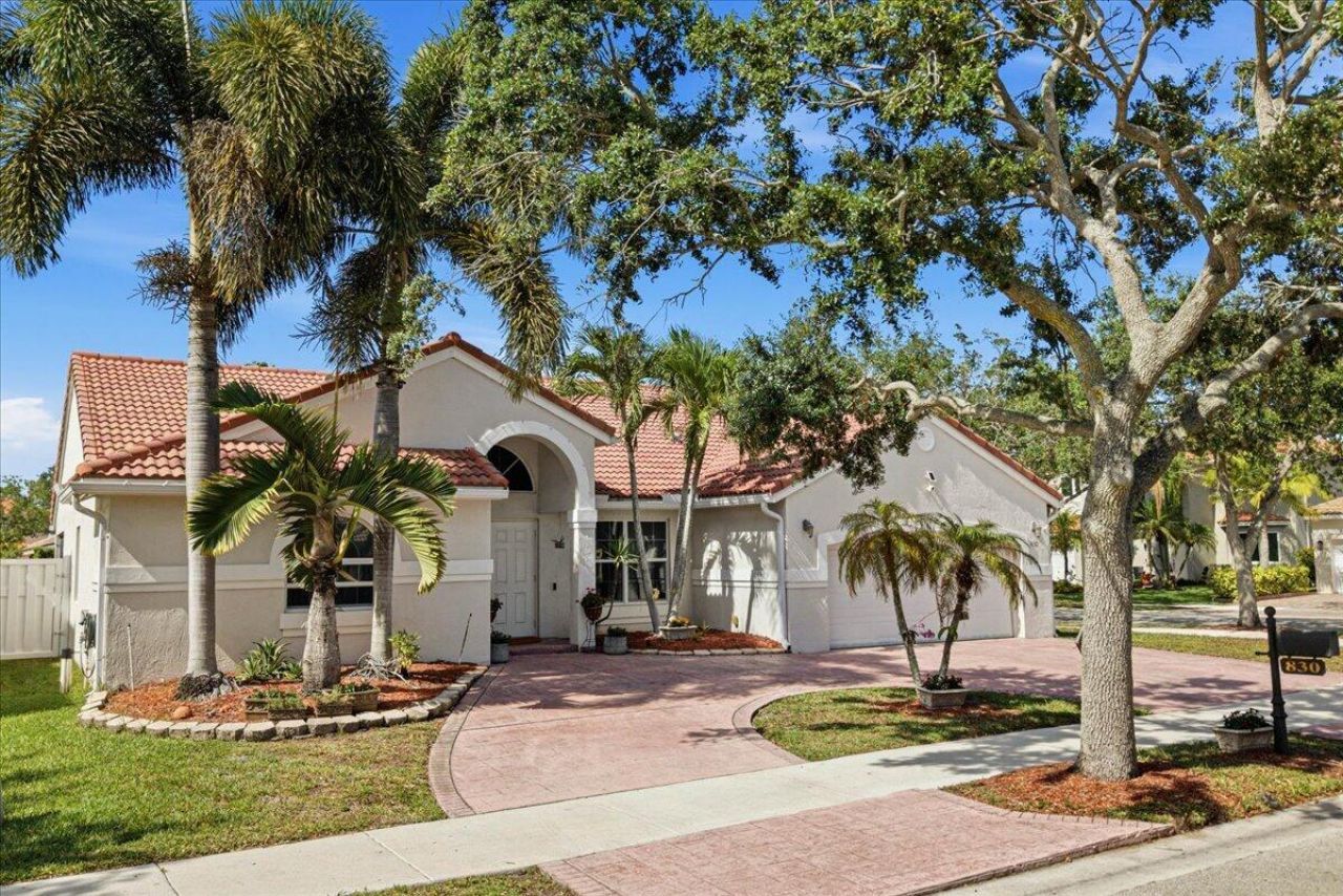 830 Heritage Drive, Weston, FL 33326 Photo