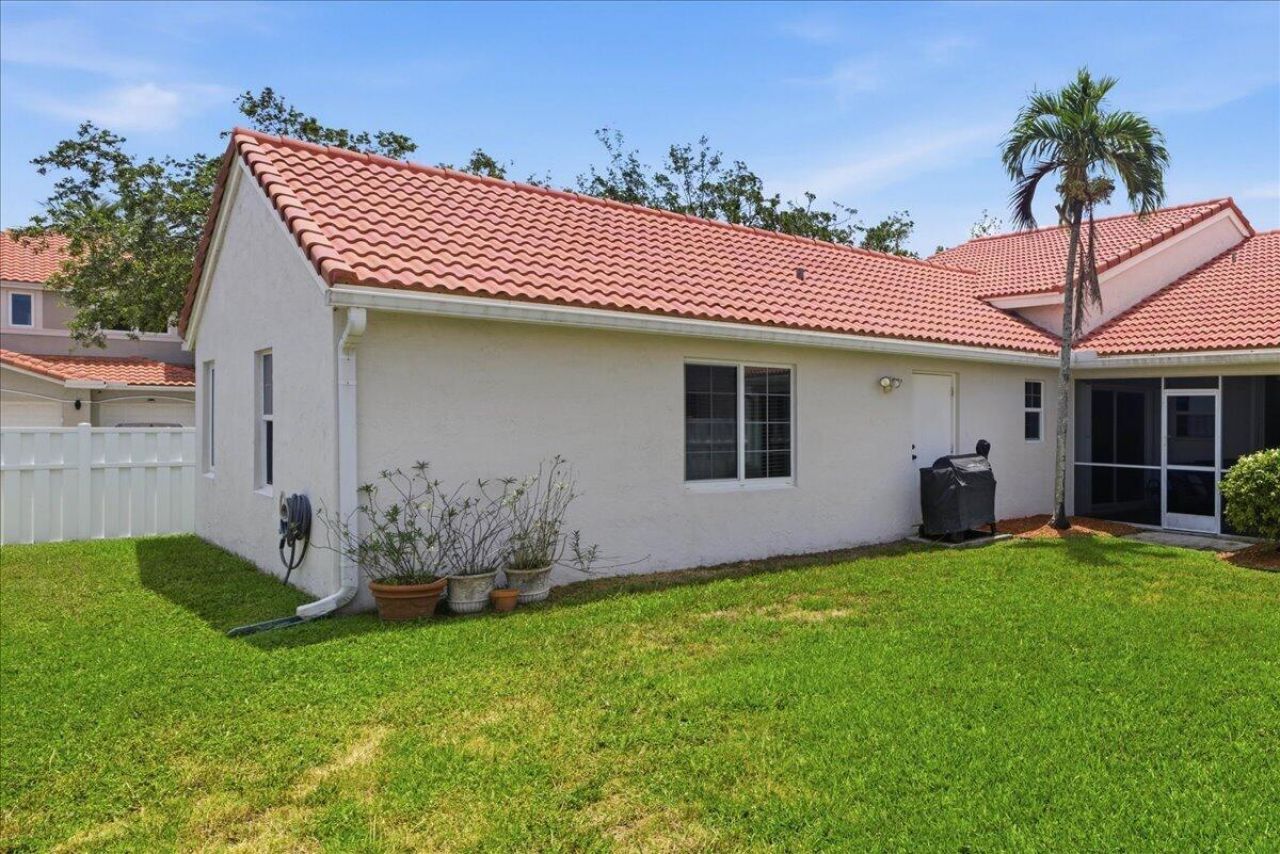 830 Heritage Drive, Weston, FL 33326 Photo