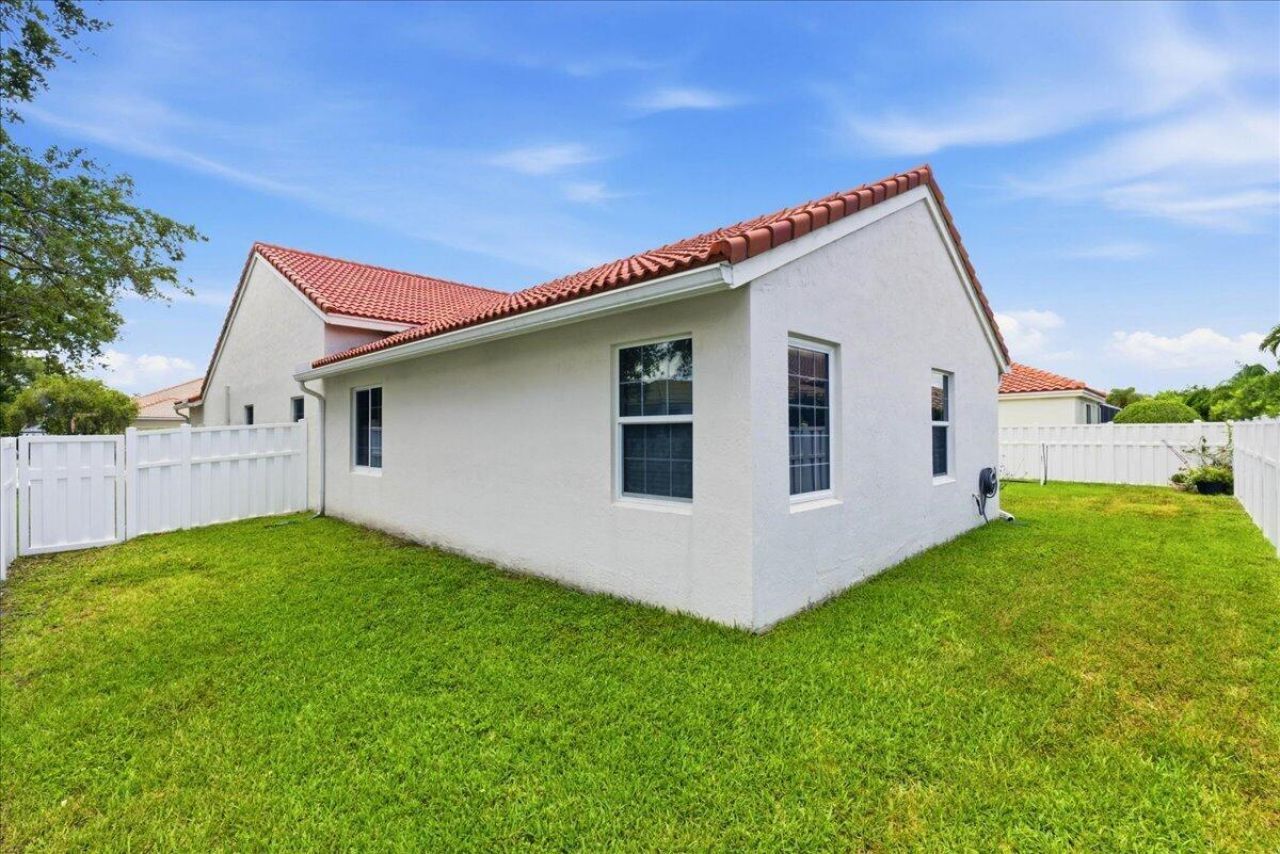 830 Heritage Drive, Weston, FL 33326 Photo