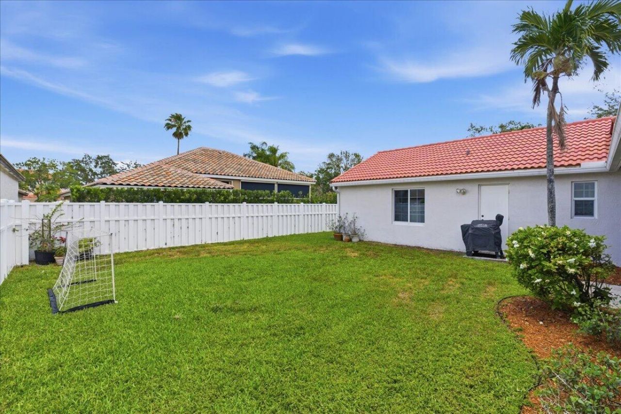 830 Heritage Drive, Weston, FL 33326 Photo