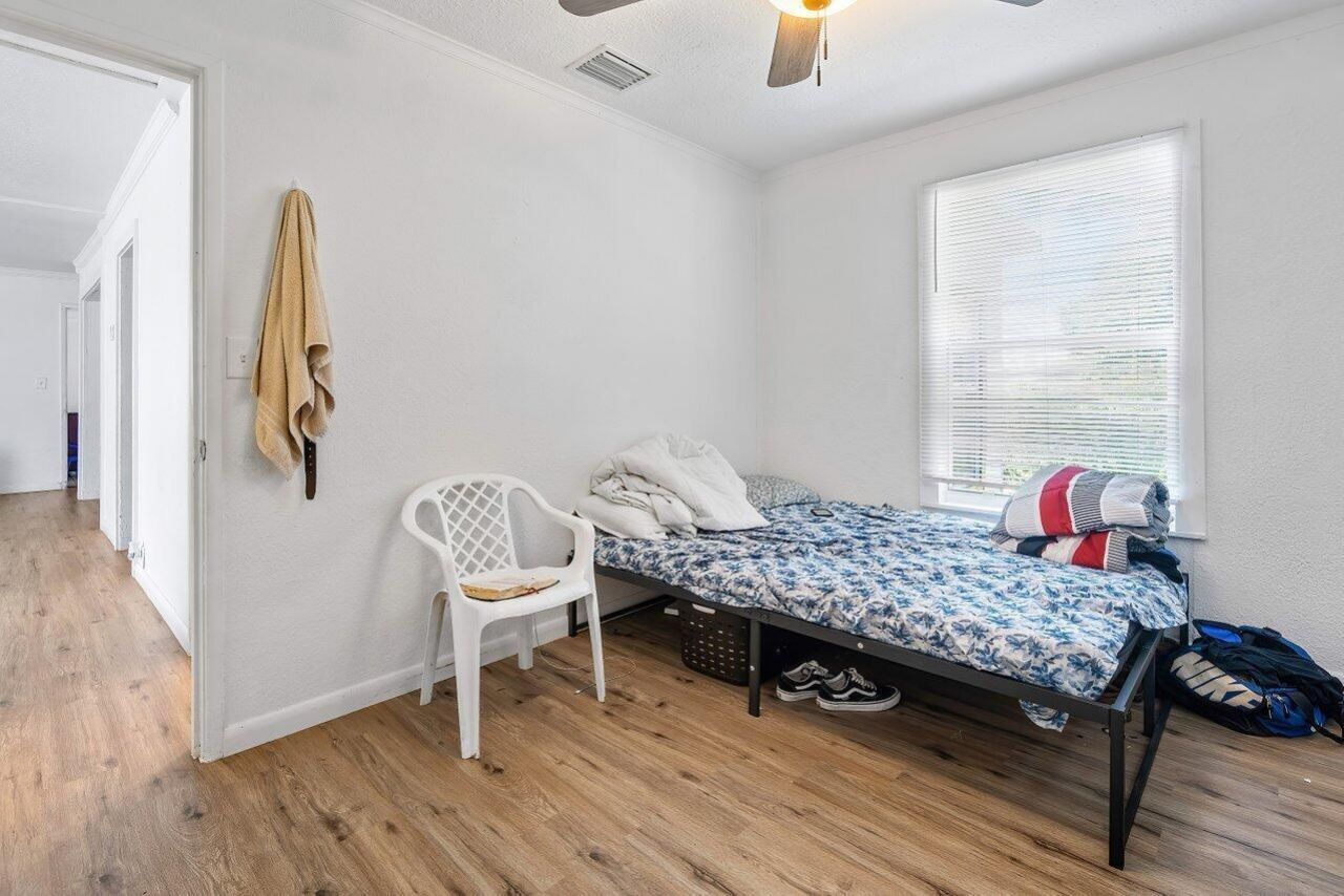 921 43rd Street, West Palm Beach, FL 33407 Photo