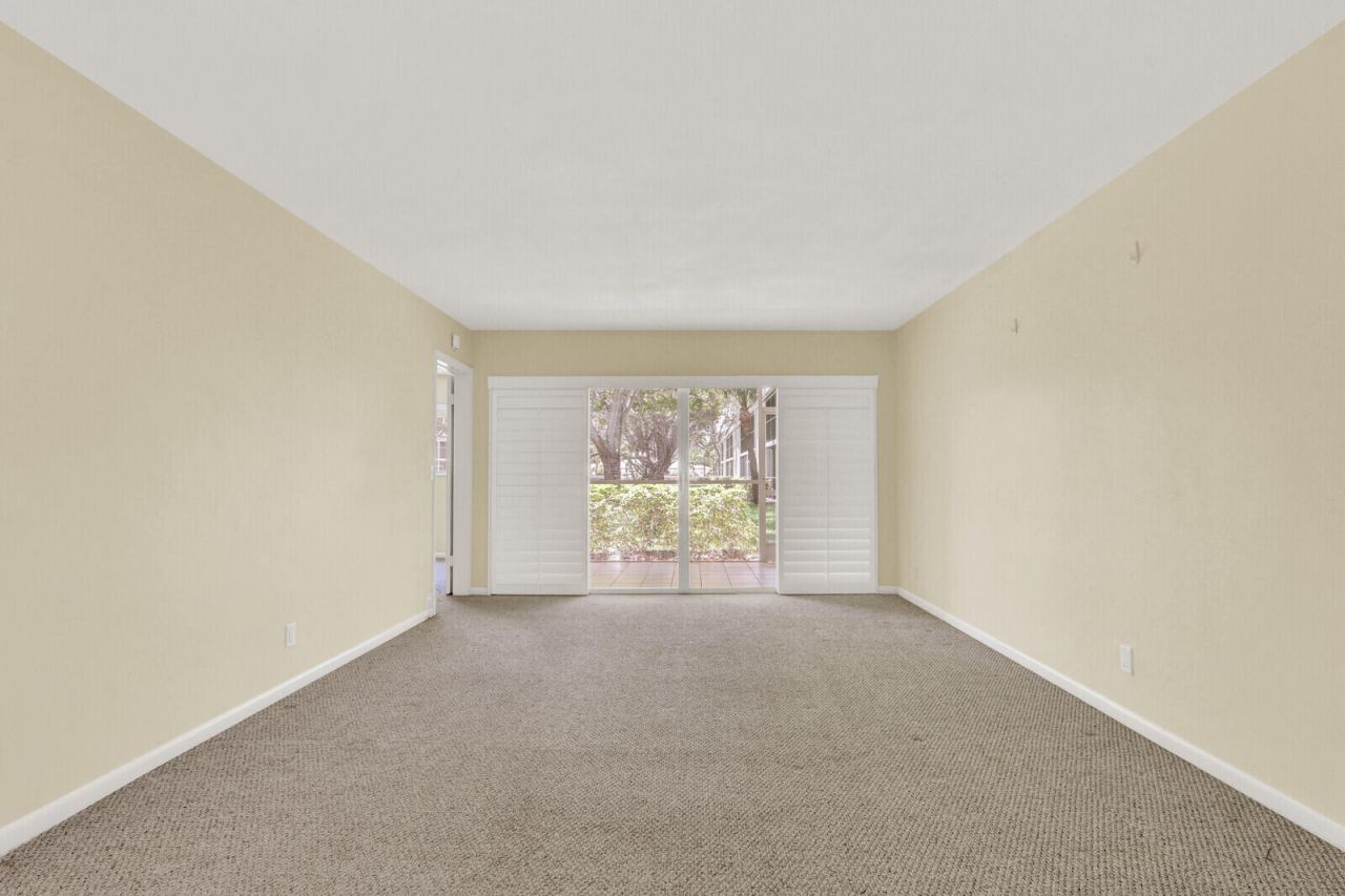 9 Westwood Avenue, Unit 102b, Tequesta, FL 33469 Photo