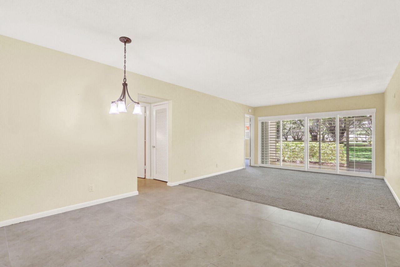 9 Westwood Avenue, Unit 102b, Tequesta, FL 33469 Photo