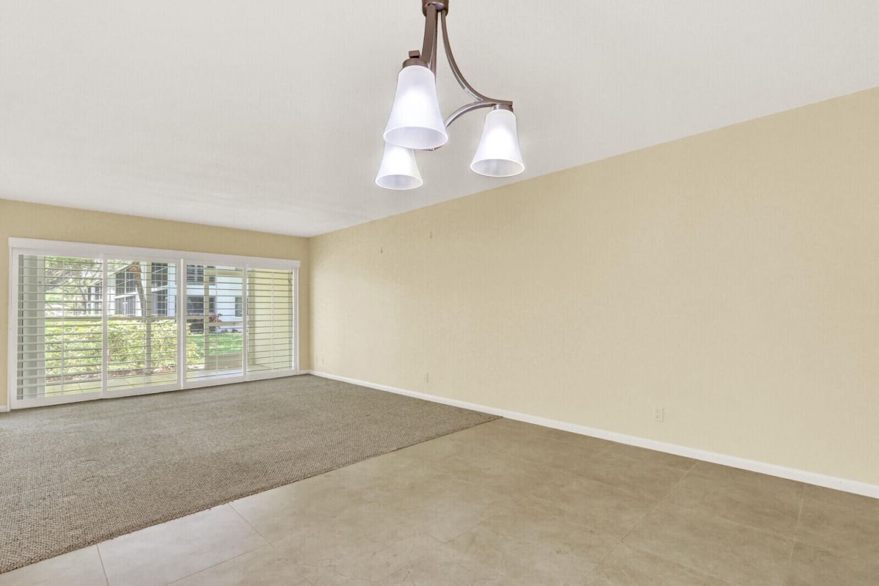 9 Westwood Avenue, Unit 102b, Tequesta, FL 33469 Photo