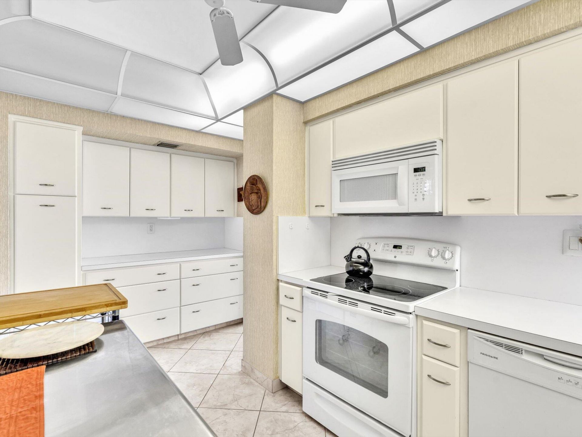 3300 NE 36th Street, Unit 721, Fort Lauderdale, FL 33308 Photo