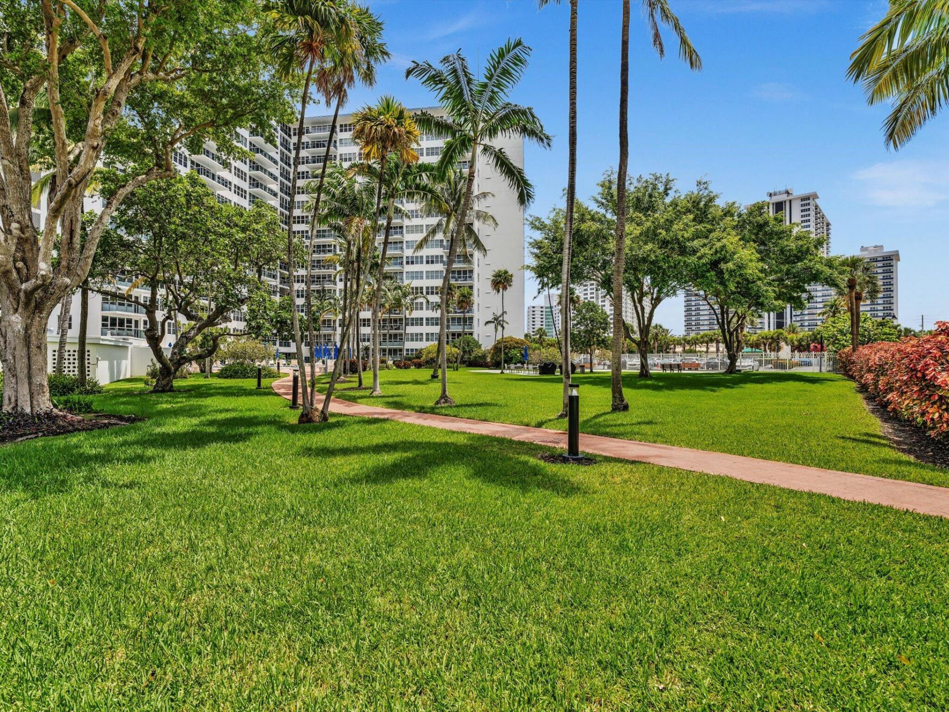 3300 NE 36th Street, Unit 721, Fort Lauderdale, FL 33308 Photo