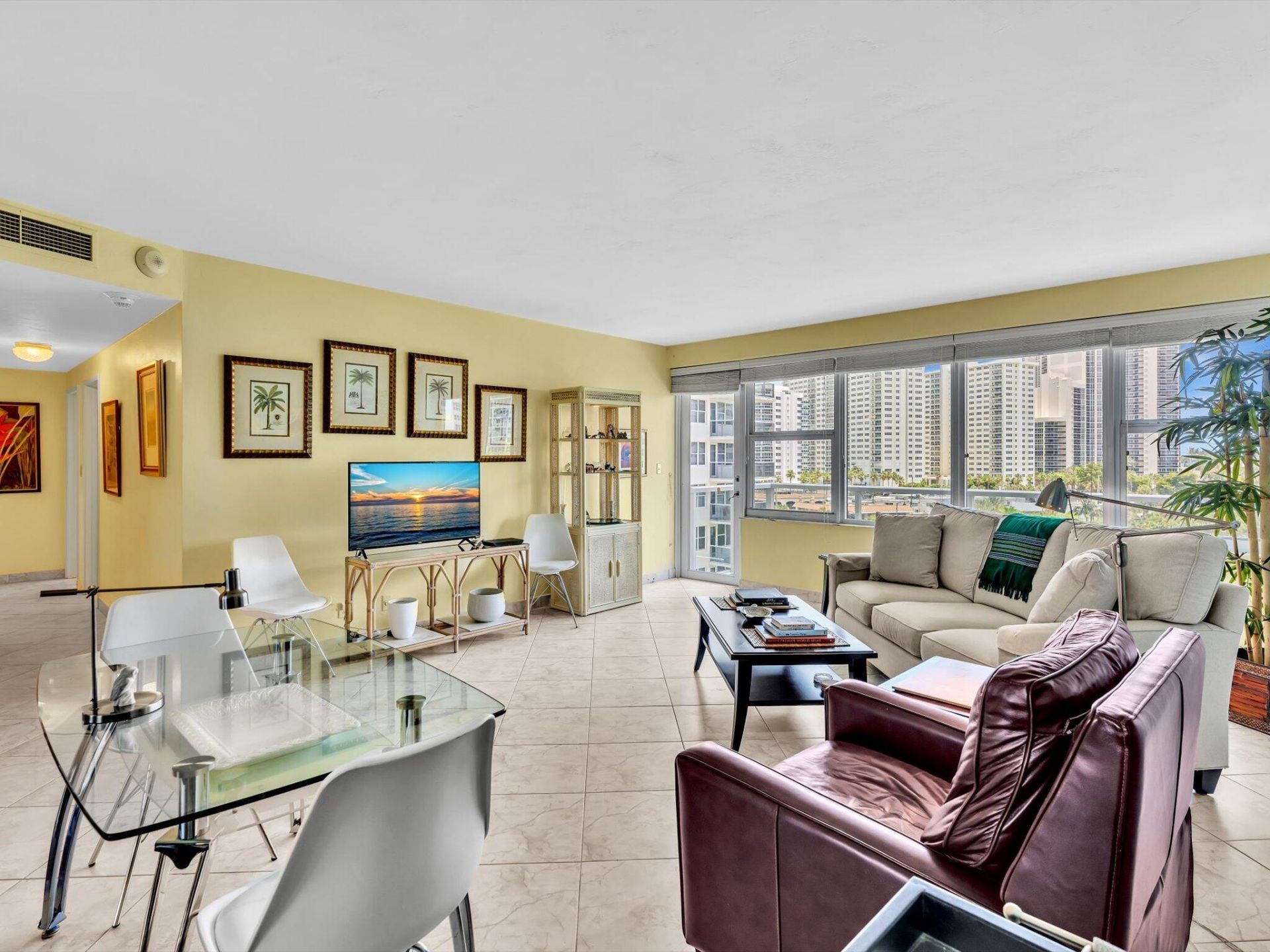 3300 NE 36th Street, Unit 721, Fort Lauderdale, FL 33308 Photo