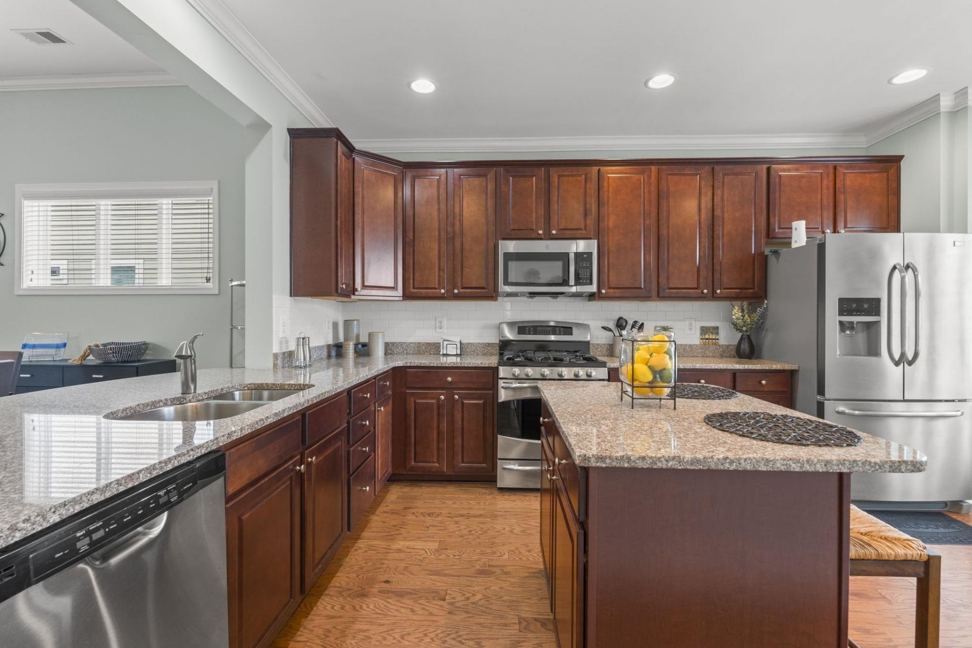 1941 Suncrest Dr. Photo 11