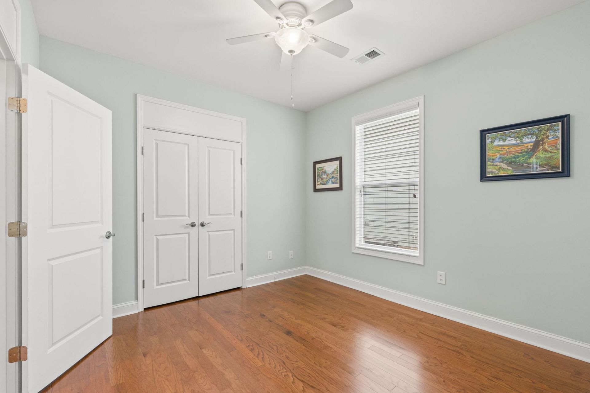 1941 Suncrest Dr. Photo 20