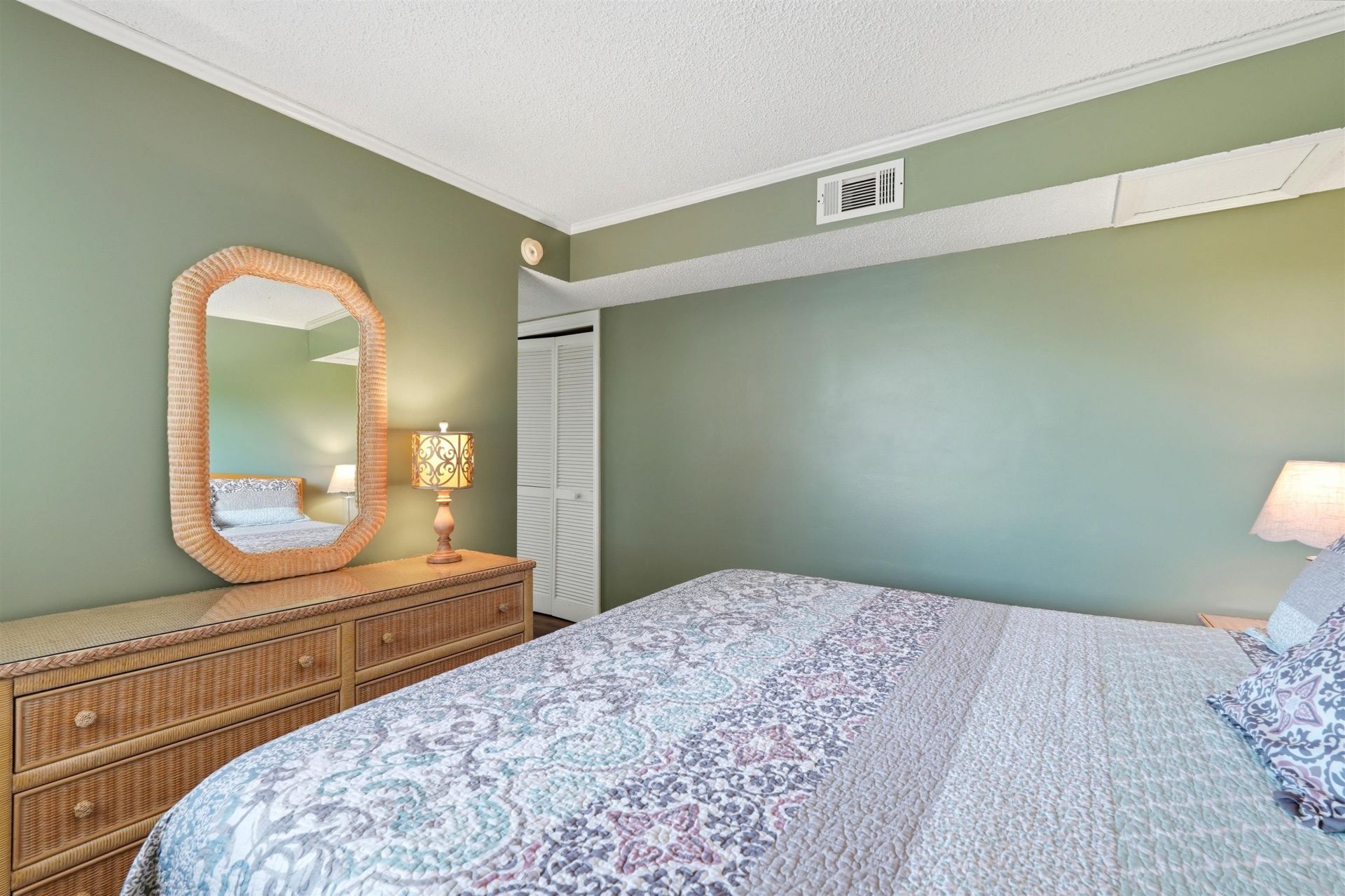 609 Hillside Dr.  Photo 11