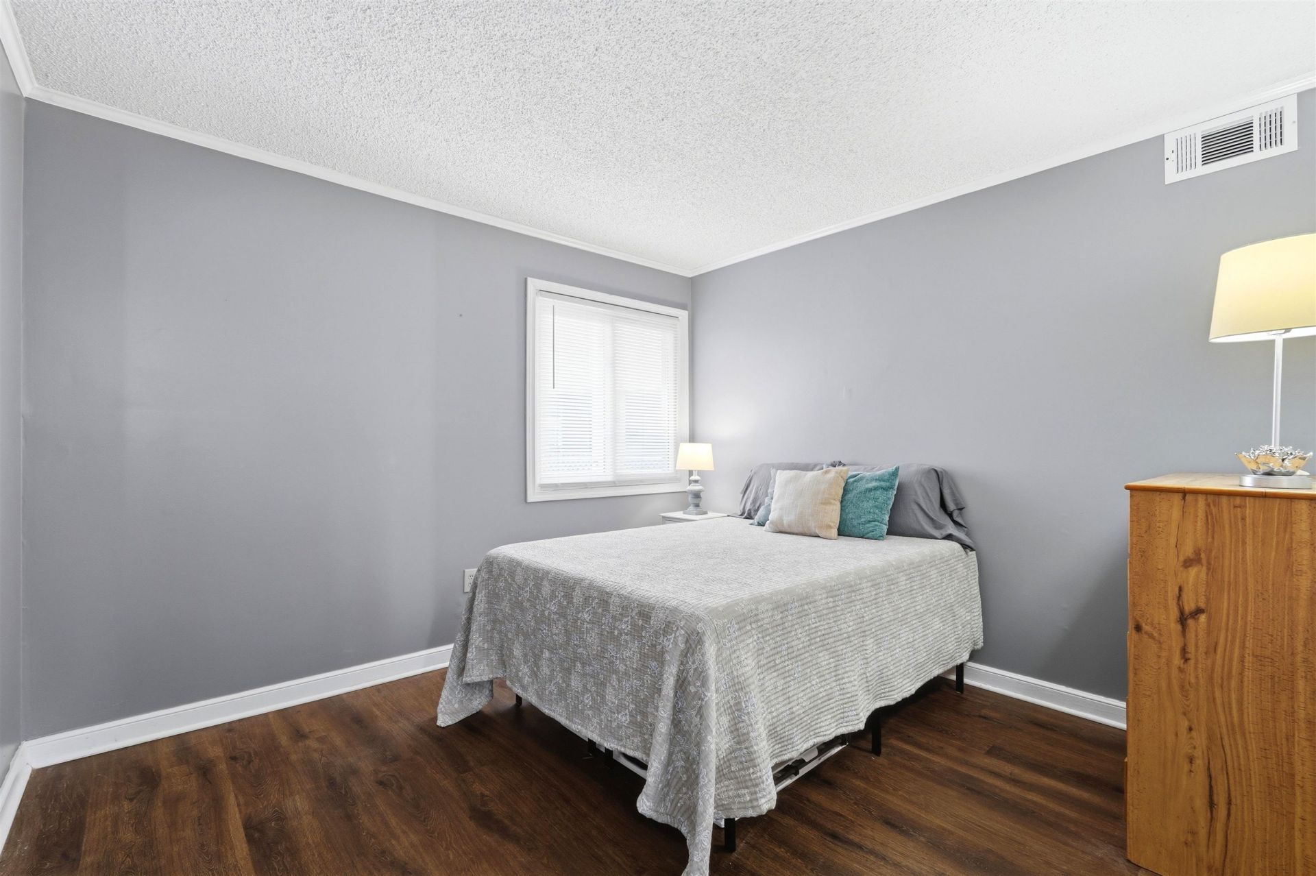 609 Hillside Dr.  Photo 13