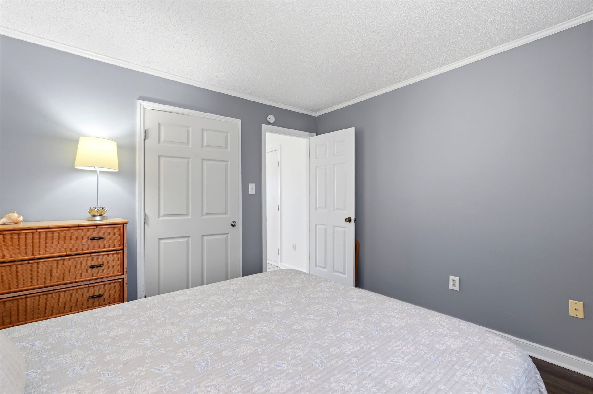 609 Hillside Dr.  Photo 14
