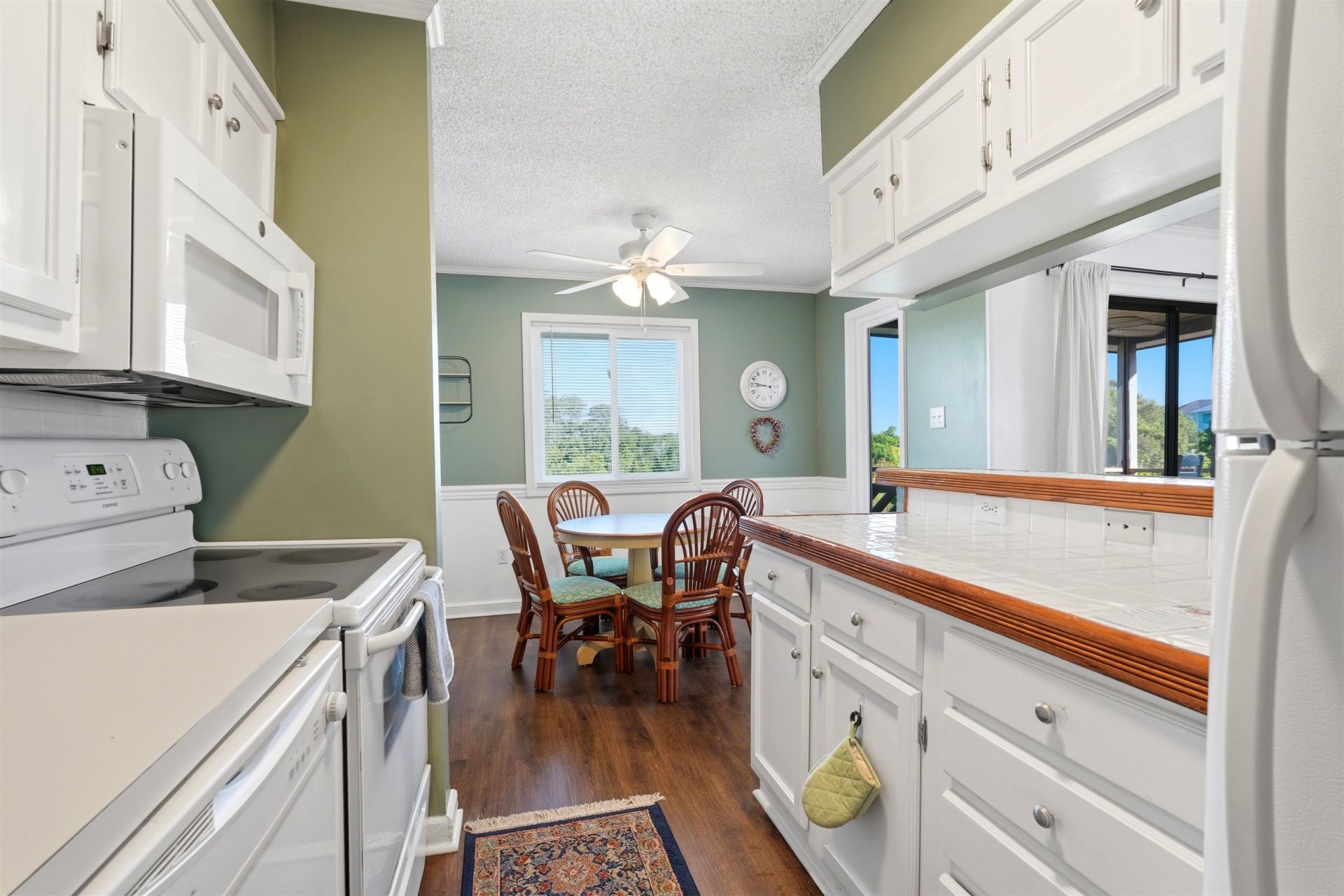 609 Hillside Dr.  Photo 26