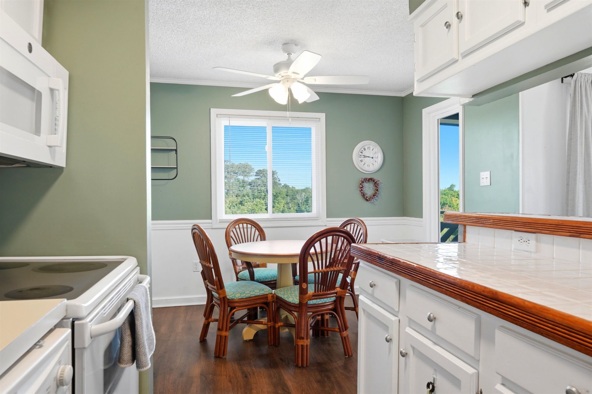 609 Hillside Dr.  Photo 27