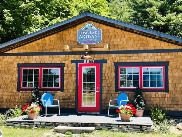 9947 Long Lake Road N, Traverse City, MI 49685