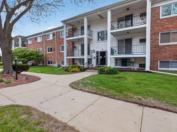 806 W Michigan Avenue, Unit 204E, Jackson, MI 49202