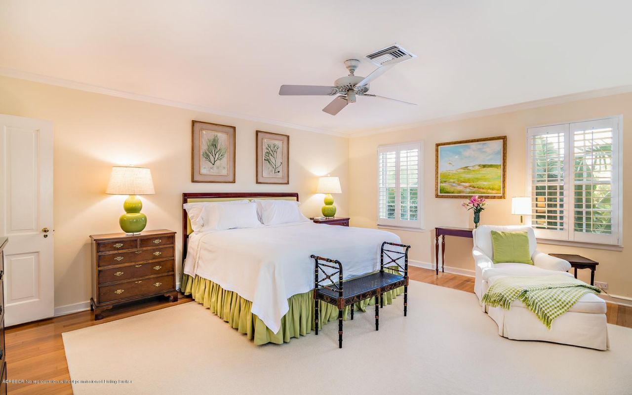 301 Ridgeview Drive, Palm Beach, FL 33480 Photo