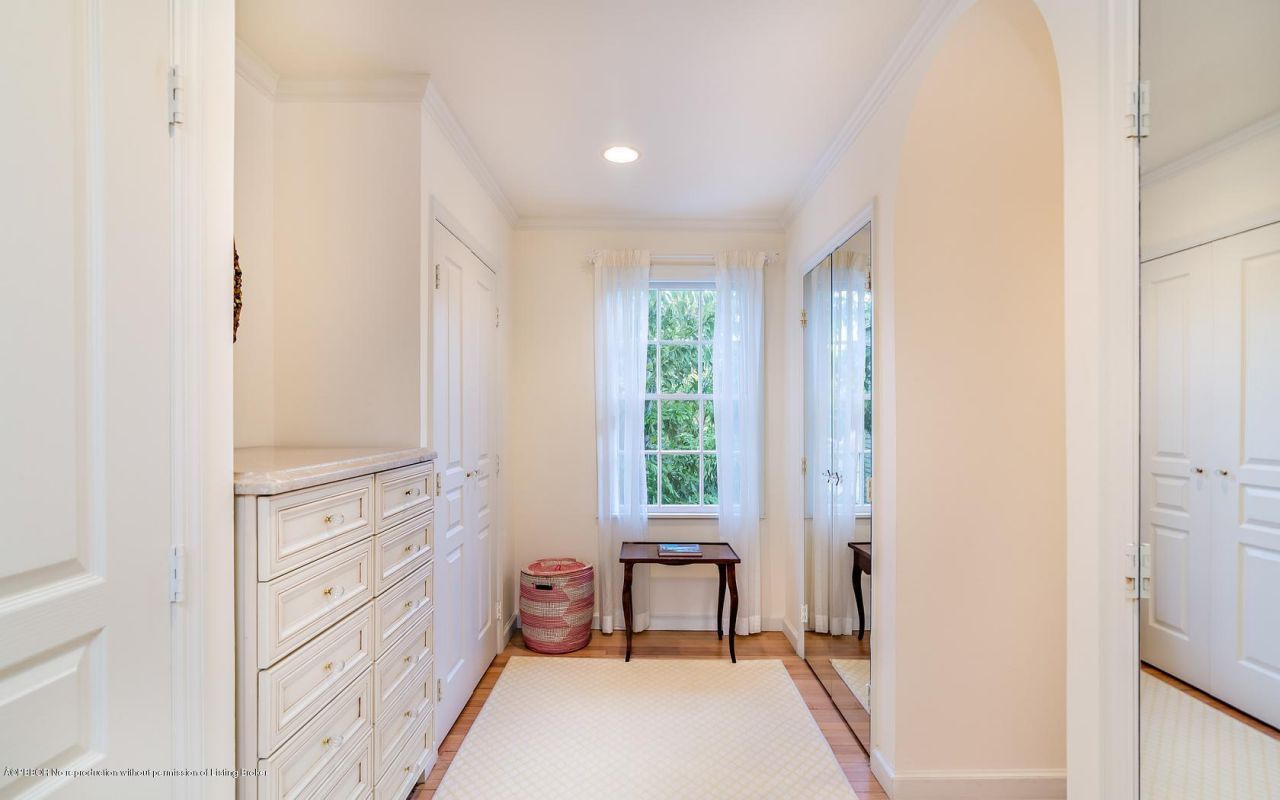 301 Ridgeview Drive, Palm Beach, FL 33480 Photo