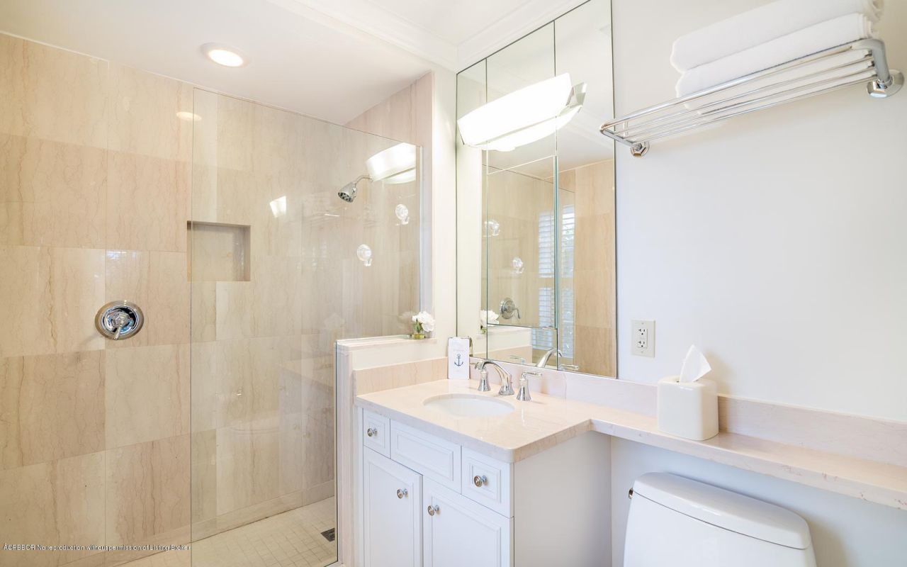 301 Ridgeview Drive, Palm Beach, FL 33480 Photo