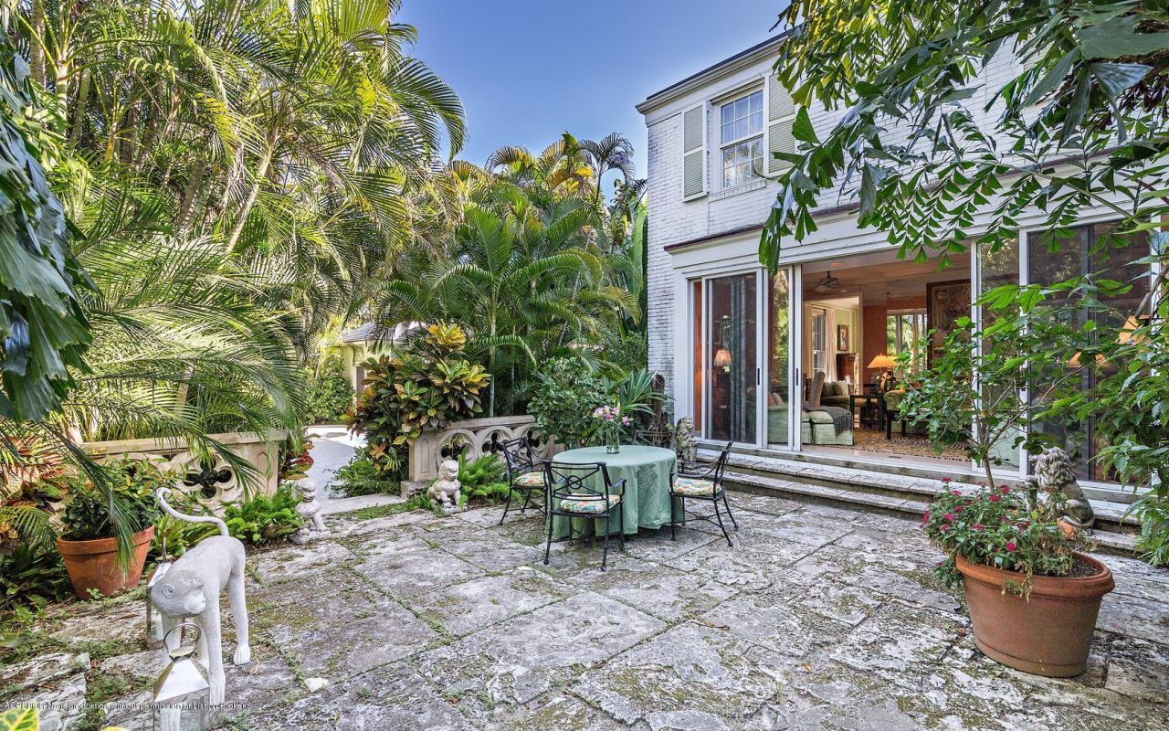 301 Ridgeview Drive, Palm Beach, FL 33480 Photo