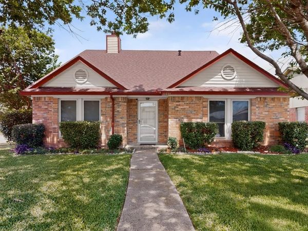 11801 Avery Lane, Balch Springs, TX 75180
