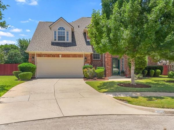 461 Shade Tree Court, Hurst, TX 76054