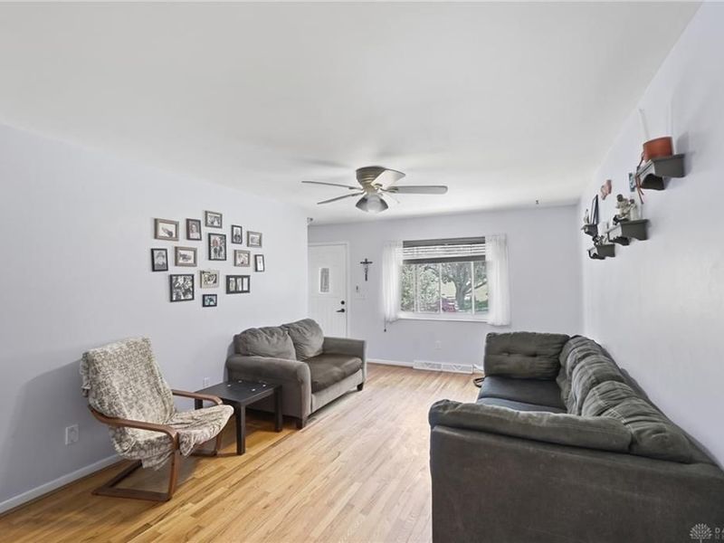 3853 Weirman Avenue, Green Township, OH 45211 Photo 8