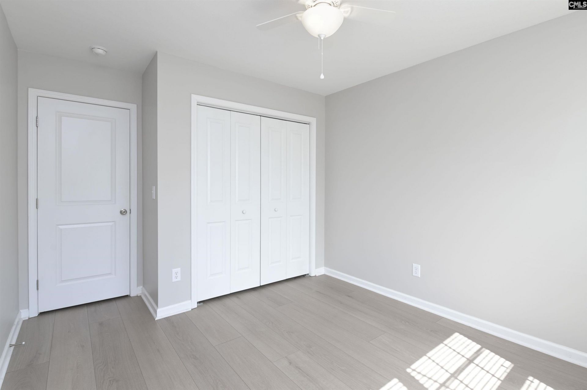 180 Rossmore Drive  Photo 15