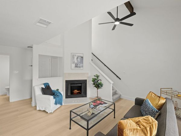 512 Eberhart LN, Unit 1003, Austin, TX 78745
