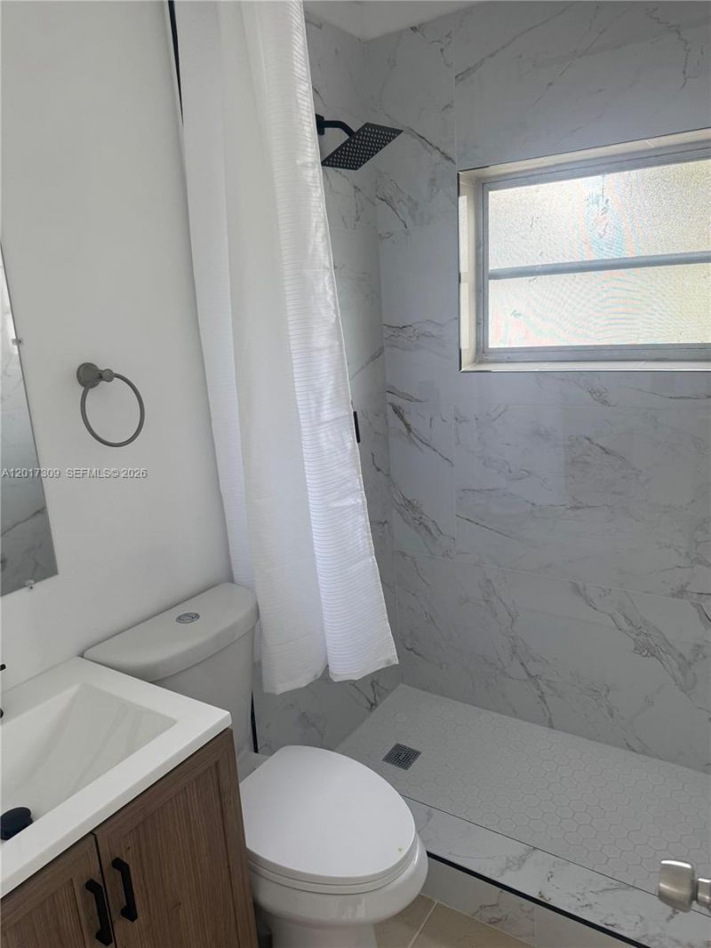 35 W 61st St , Hialeah, FL 33012 Photo