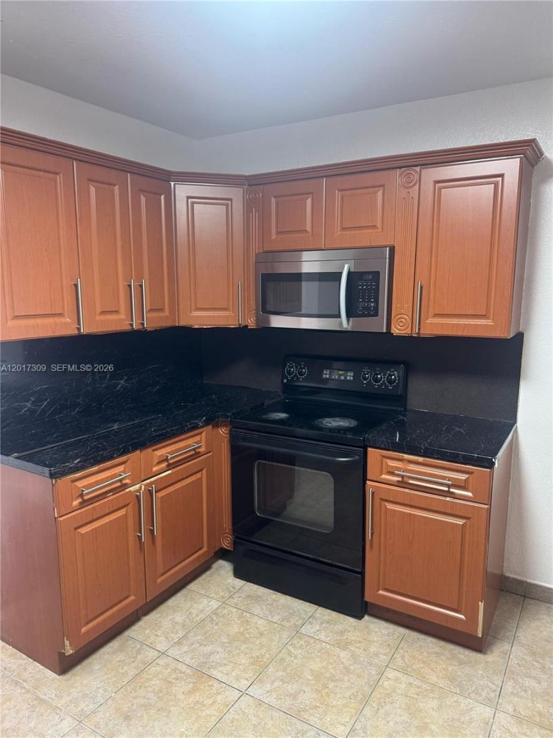 35 W 61st St , Hialeah, FL 33012 Photo