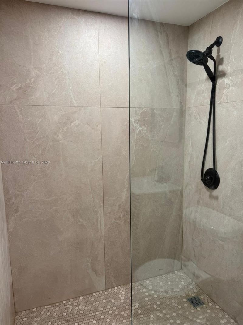 1200 West Ave, Unit 611, Miami Beach, FL 33139 Photo
