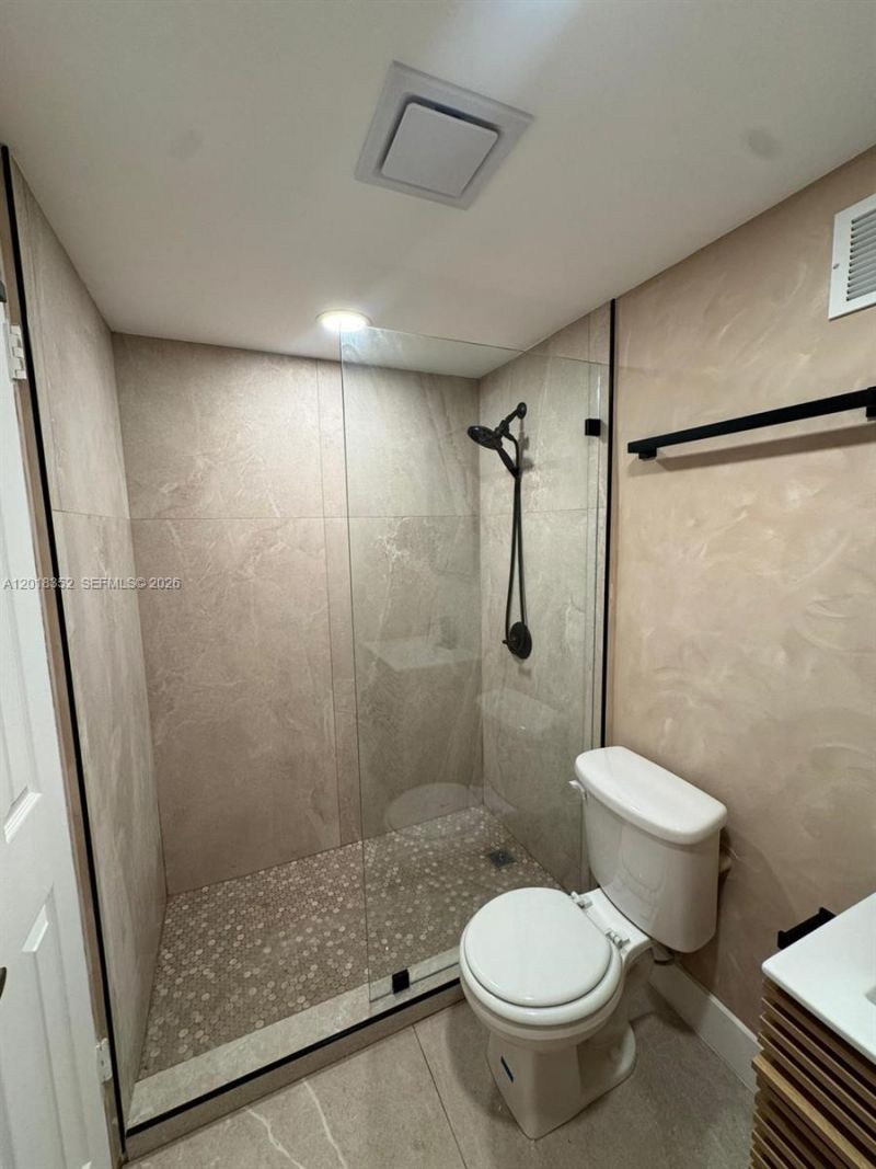1200 West Ave, Unit 611, Miami Beach, FL 33139 Photo