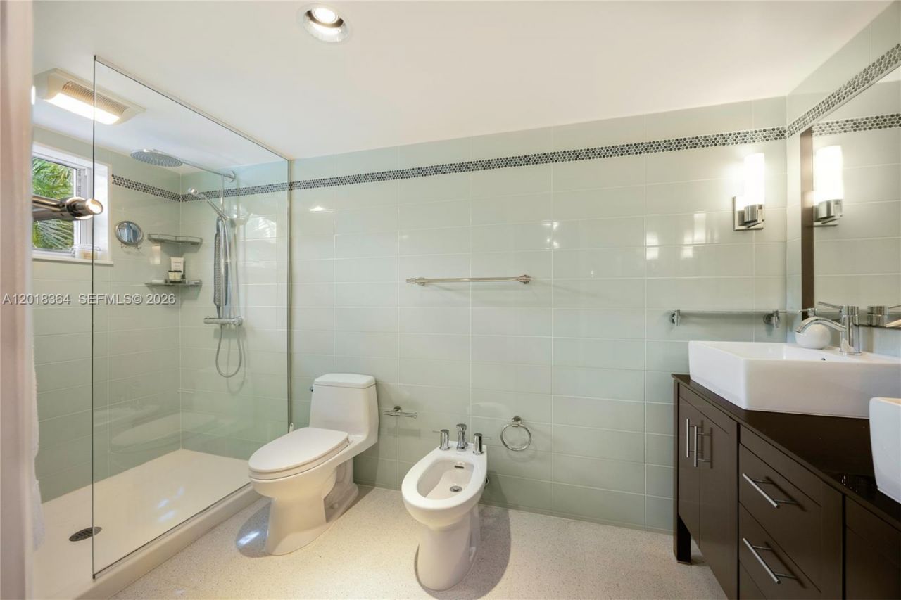2721 SW 22nd Ave, Unit C, Coconut Grove, FL 33133 Photo