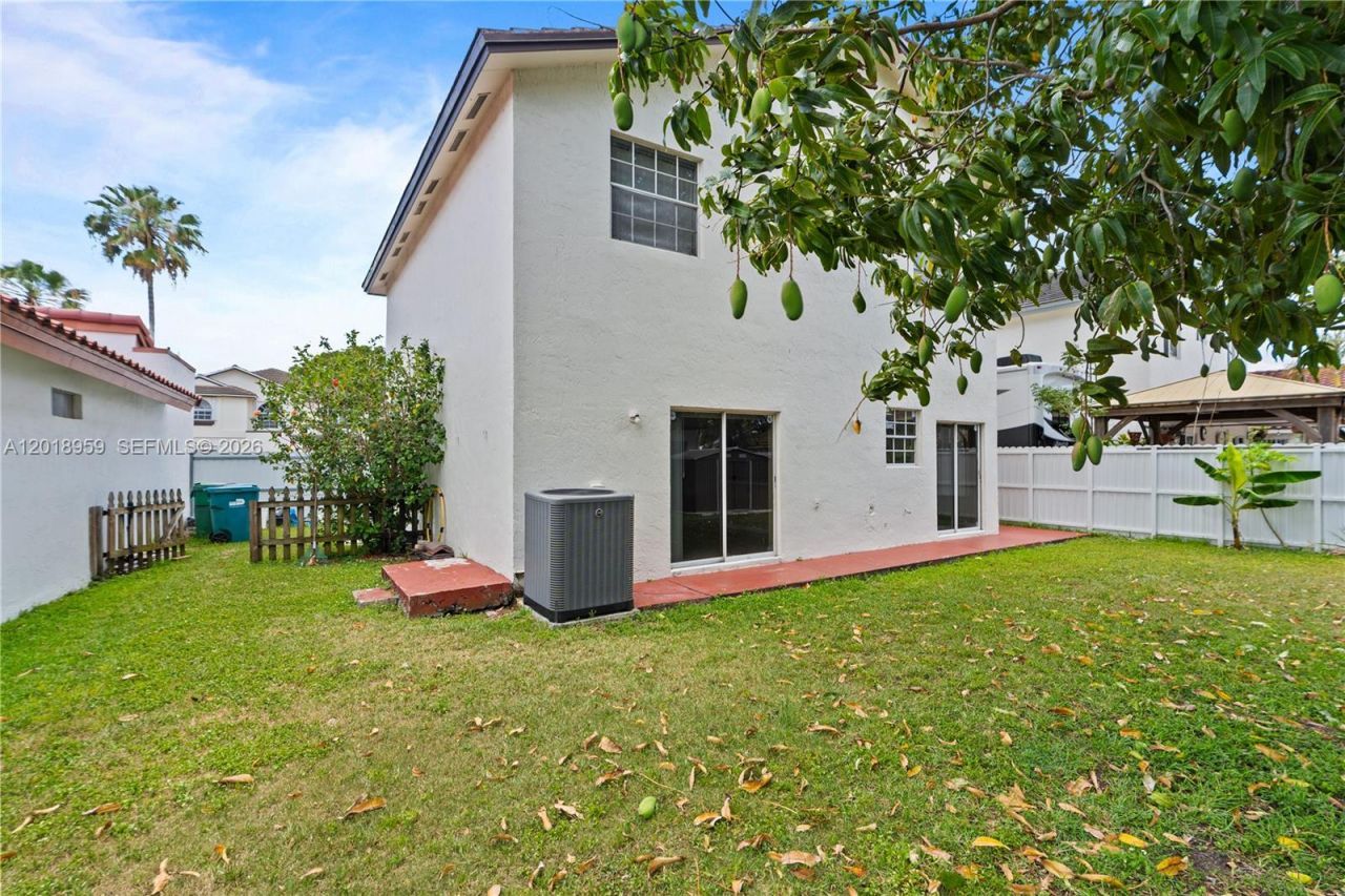 15345 SW 63rd Ter , Miami, FL 33193 Photo