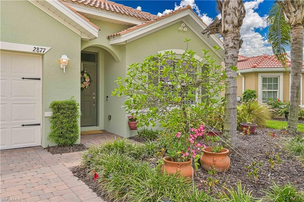 2877 Apple Blossom Dr, Alva, FL 33920 Photo