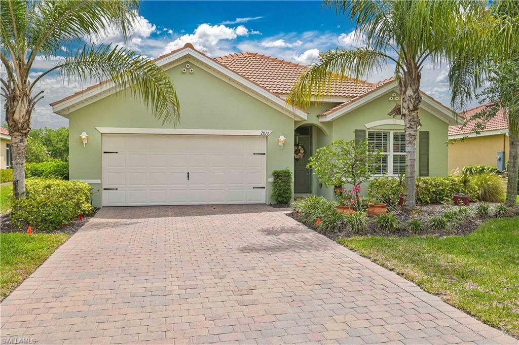 2877 Apple Blossom Dr, Alva, FL 33920 Photo