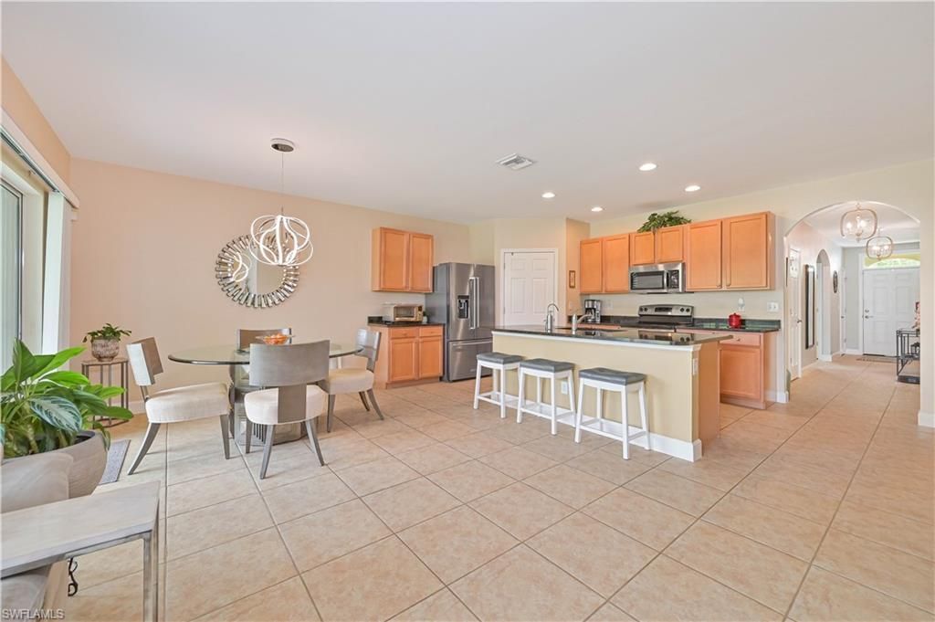 2877 Apple Blossom Dr, Alva, FL 33920 Photo