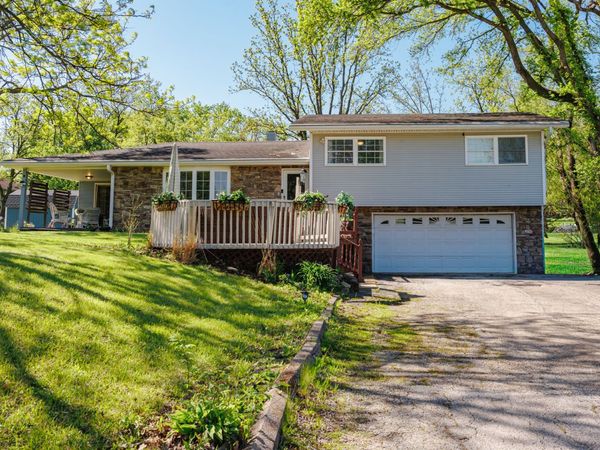 220 W Francis Road , New Lenox, IL 60451