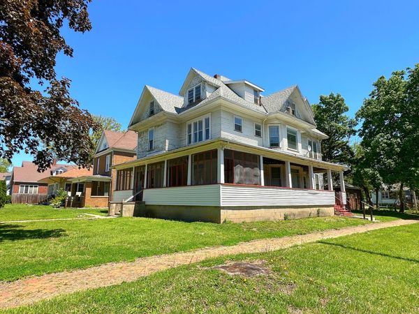319 S Monroe Street , Streator, IL 61364
