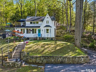 14 Rocky Hill , New Fairfield, CT 06812