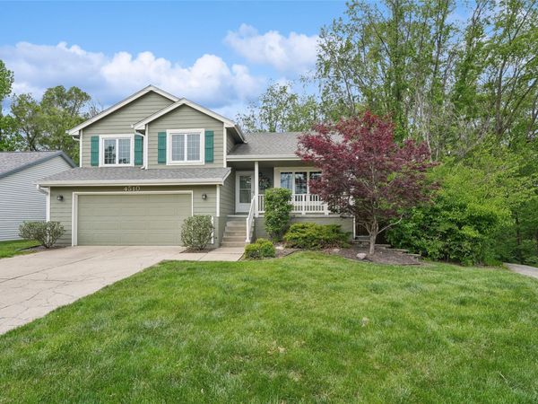 4510 88th Street , Urbandale, IA 50322
